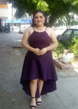 Camila Medina Linda GordiRica Mostrando Tetazas 15